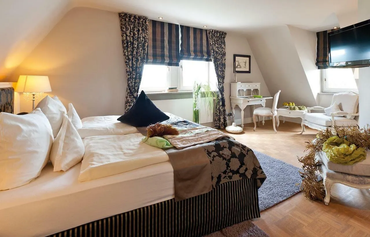 Schlosshotel Steinburg Wurzburg 4*,